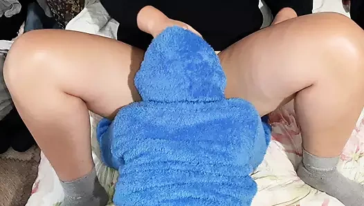 Kız arkadaşım ıslak zonklayan amcığımı ateşli bir şekilde yiyor - lesbian-candys