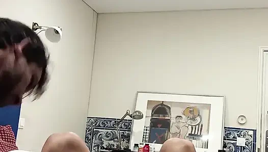 Komşum Beni Pazar Günü Güzel Bir Seks Yapmaya Davet Etti