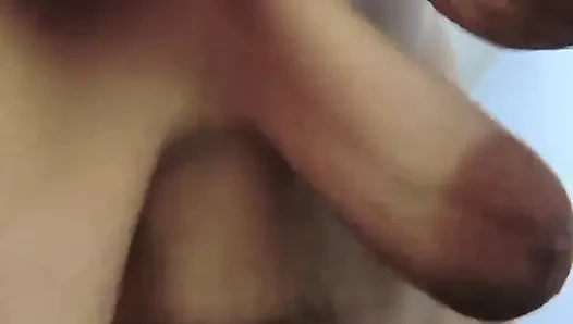 Arkasından sikildi ve o amcığını sikti