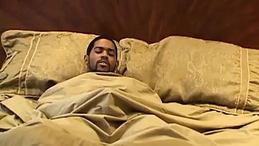 Siyahlarla porno denedi ve artık değişmedi