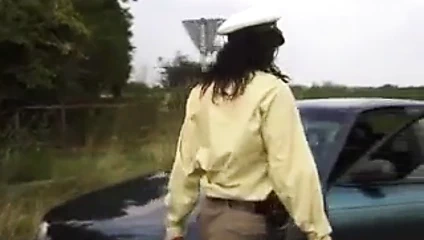 trafik polisi yol kenarı doublefuck