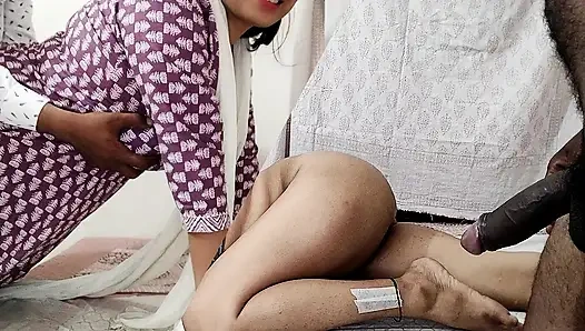 Köylü Sali jija ji tarafından sert sikişiyor, tatminsiz amcık susamış susamış Hintçe ses