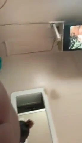 Büyük götlü anne