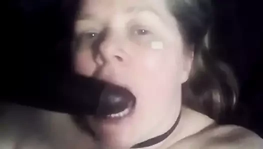 Sürtük büyük siyah yarağı sikiyor