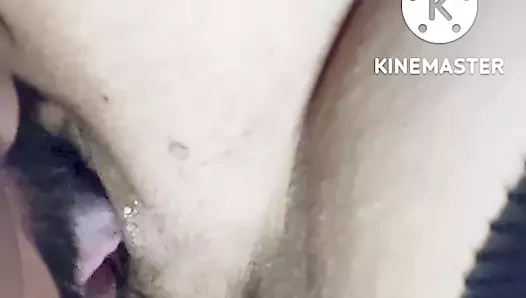 Desi choot ko chaat k pani nikala