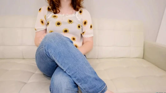 Groobygirls - Amber Kay senin için masum vücudunu ortaya çıkarıyor