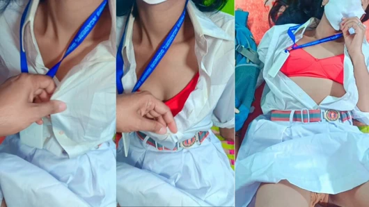 Üniversiteli kız öğretmeni tarafından sikiliyor. Öğretmen ücretlerden feragat etti ve öğrencisini sikiyor