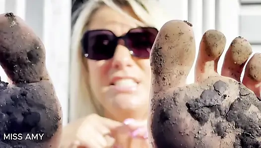 Çamurlu kirli ayak ibadeti