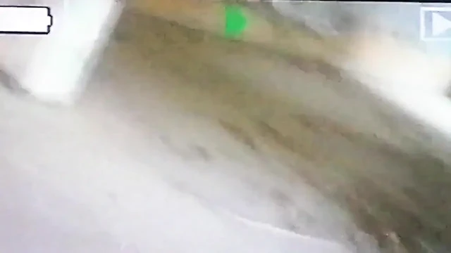 Bu çiftlikte fahişe gibi giyiniyorum
