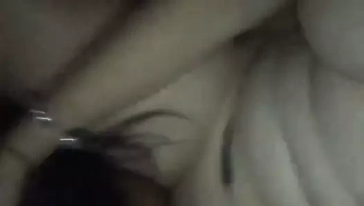 genç ırklararası lezbiyenler oynama