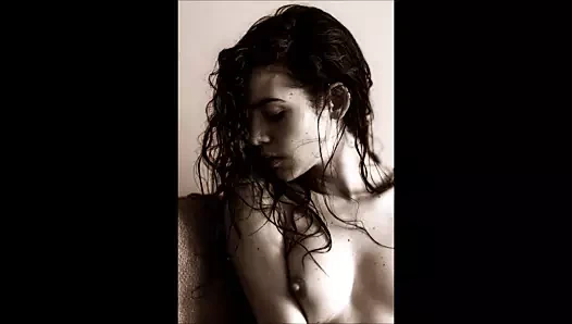 Retro monokrom 3451'de gizlice uyandırıldı