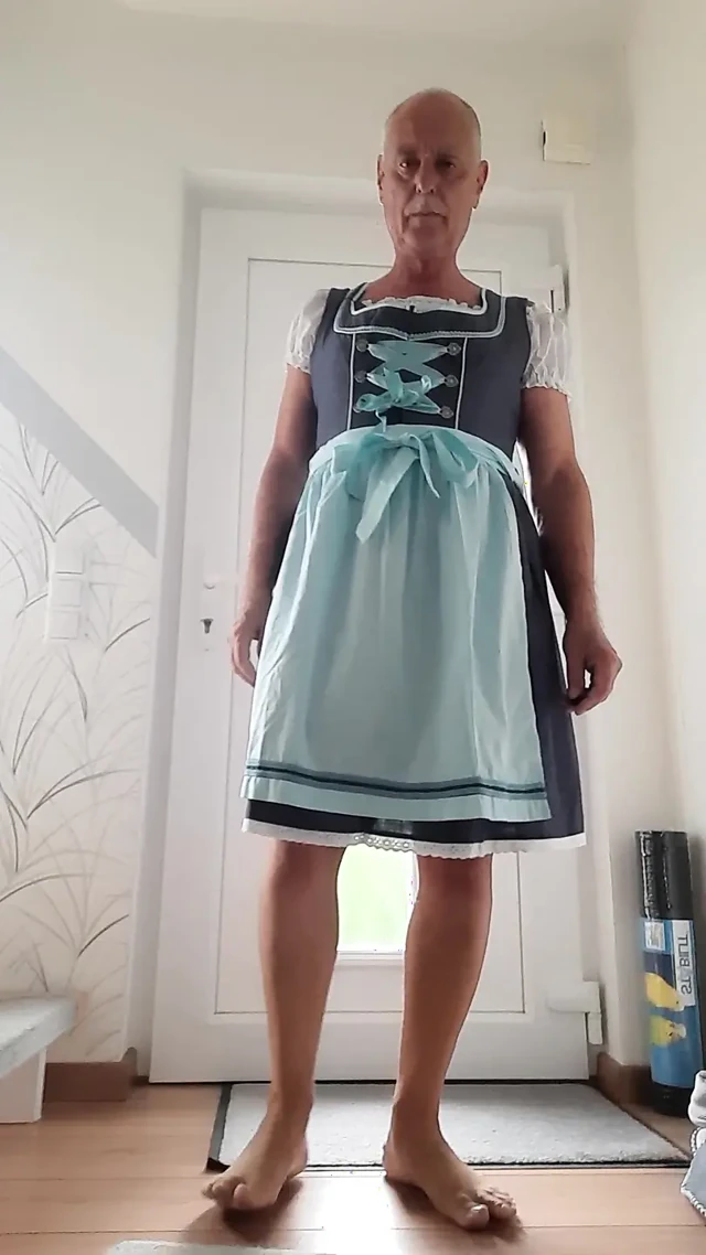 Crossdresser, üzerimde dirndl ile ben