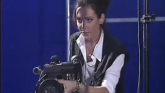 Striscia la coscia Sc 1 lewd orgy