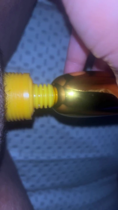 Tombul orta yaşlı seksi kadın vibratör