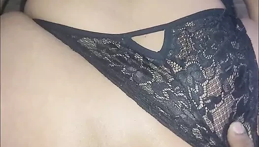 Kalın penis göte sokuyor