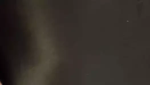 Sikişmek ve karımın naylon külotunu püskürtmek