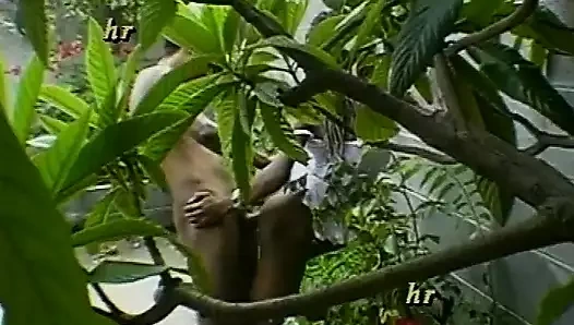 90'ların skandallı pornografik videosu keşfedildi #7