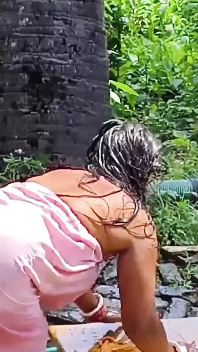 Seksi sonakshi ateşli ve seksi vücut