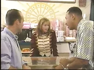 Старая школа в гэнгбэнге