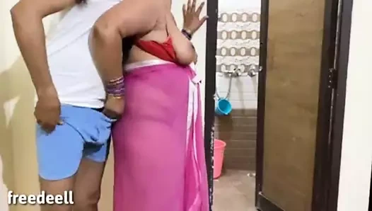 Hint üvey var seks ile üvey oğul ile kirli hindi konuşma 2