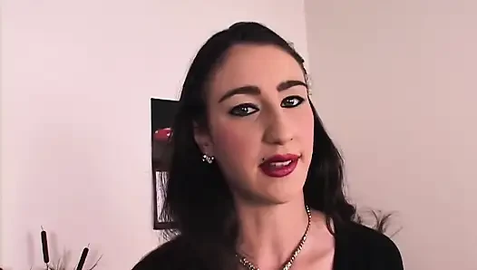 Klas ve büyük memeli Natalie