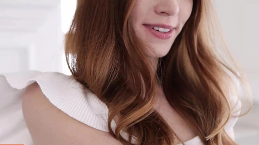 Sürtük üvey yeğeni Myra Moans ile sert seks üvey amcasının ayrılmasına yardımcı oluyor