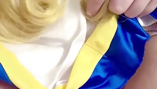 Sailor Moon küvette klitorisini ovuyor