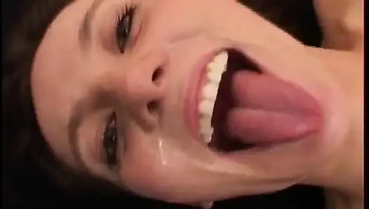 Ev Hanımının Penis Ve Boşalma Ihtiyacı Var