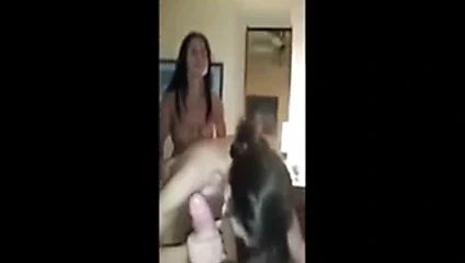 Ateşli üçlü grup seks