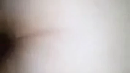 Dulce şişman kıçını destekliyor