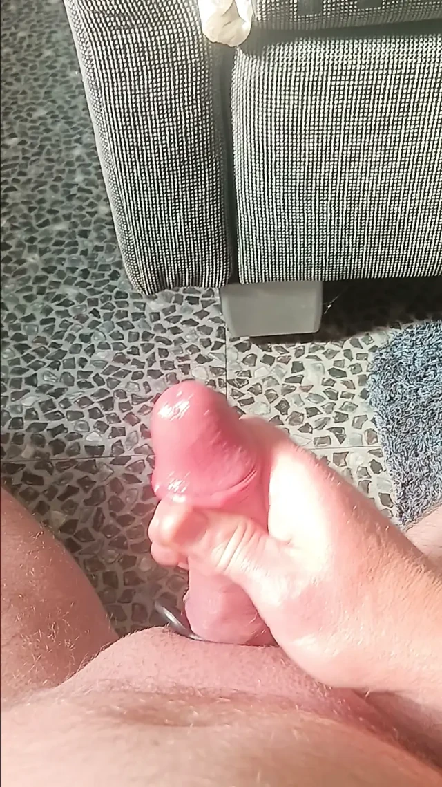 Sikmek için orada değildi