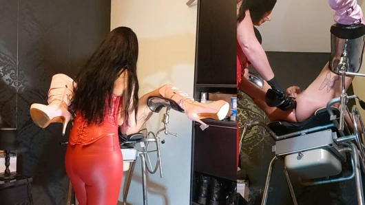 Sürtüğün ıslak göt amının derinliklerinde