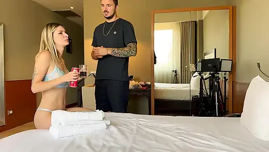 Bir Porno Video Çekmek İçin Oda Kiraldığım Otelin Müdürüyle Yattım