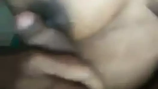 Sürtünme benim desi dick üzerinde bir azgın Hint göğüsleri - Kirlihari69