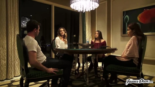Avi Love, Bambi, Sami Parker James Deen ile ters grup seks yapıyor