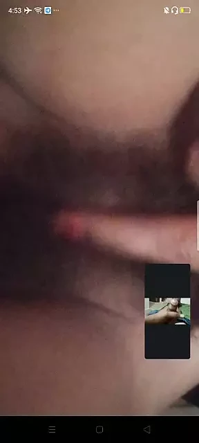 Дези Gaff показывает видео