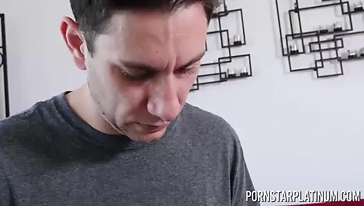 Pornstarplatinum diamond foxx ve brooke beretta üçlü sikiş