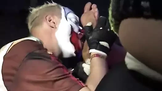 10 numara geniş düz tabana tapan palyaço