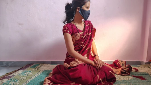 Sister-in-law was left by the brother-in-law and given in his mouth.