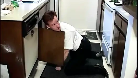 Nine ve genç bir adam!