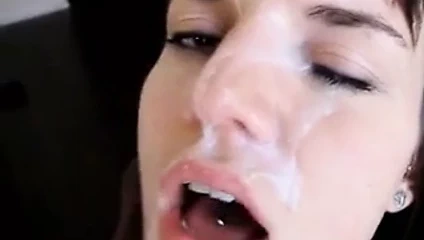 Yüze büyük boşalma