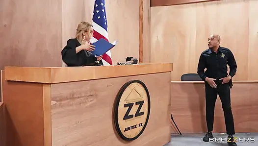 Brazzers - Kylie Rocket ve Luna Baby mahkemede sikiliyor, edepsiz kalma hakkına sahip