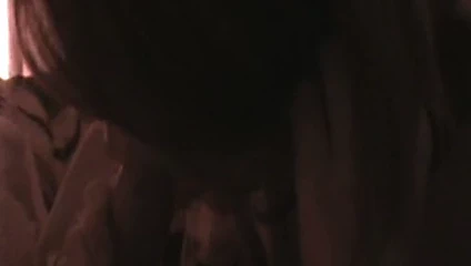 Eski kız arkadaşım sikimi emiyor