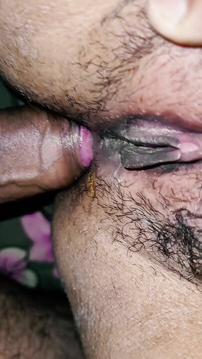 Ateşli yengem kocası ofise gittiğinde beni sikiyor