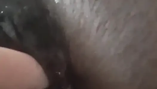 Yakın çekim siyah amımı beyaz didlo ile sikiyorum