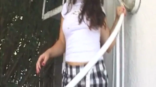 Büyük memeli esmer orta yaşlı seksi kadın ıslak sert sikişte sırılsıklam