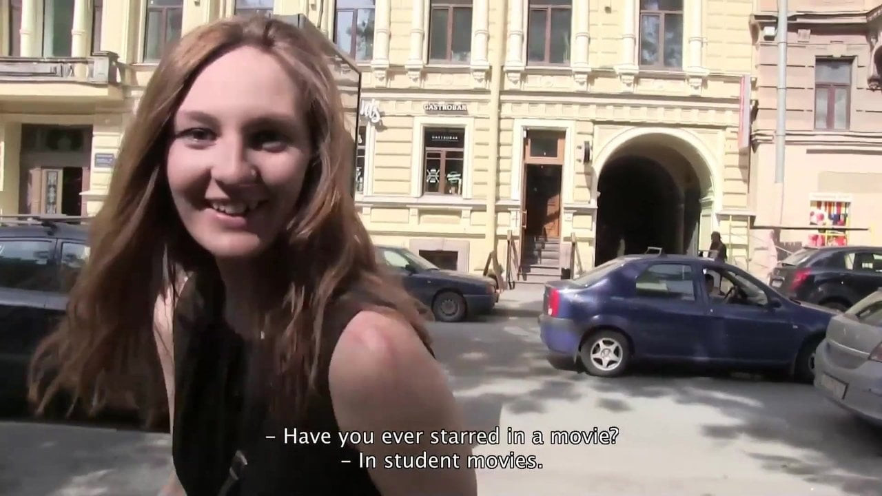 geile studentin kommt zum fick casting