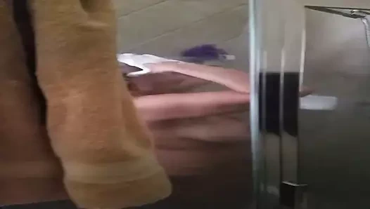 kalın milf içinde duş