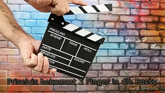 Gece için randevum amcığıma 3 parmak sokuyor