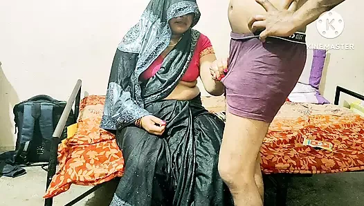 Hintli üvey erkek kardeş